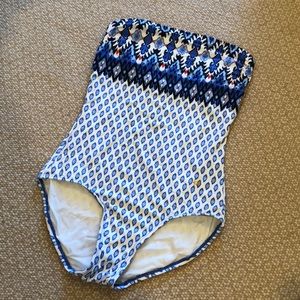 {Tommy Hilfiger} Strapless One Piece Bathing Suit